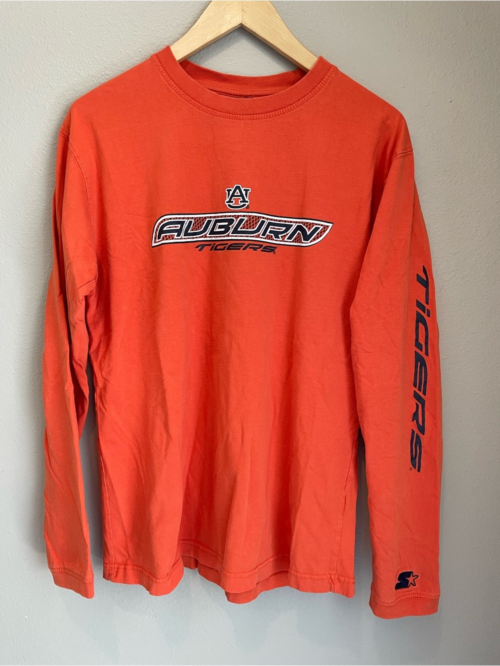 Auburn Tigers Orange Long-Sleeve Starter Shirt Men’s Medium University of Auburn